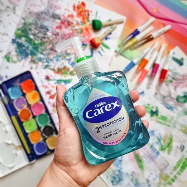 Carex Original Antibacterial Hand Wash 250ml - Image 3